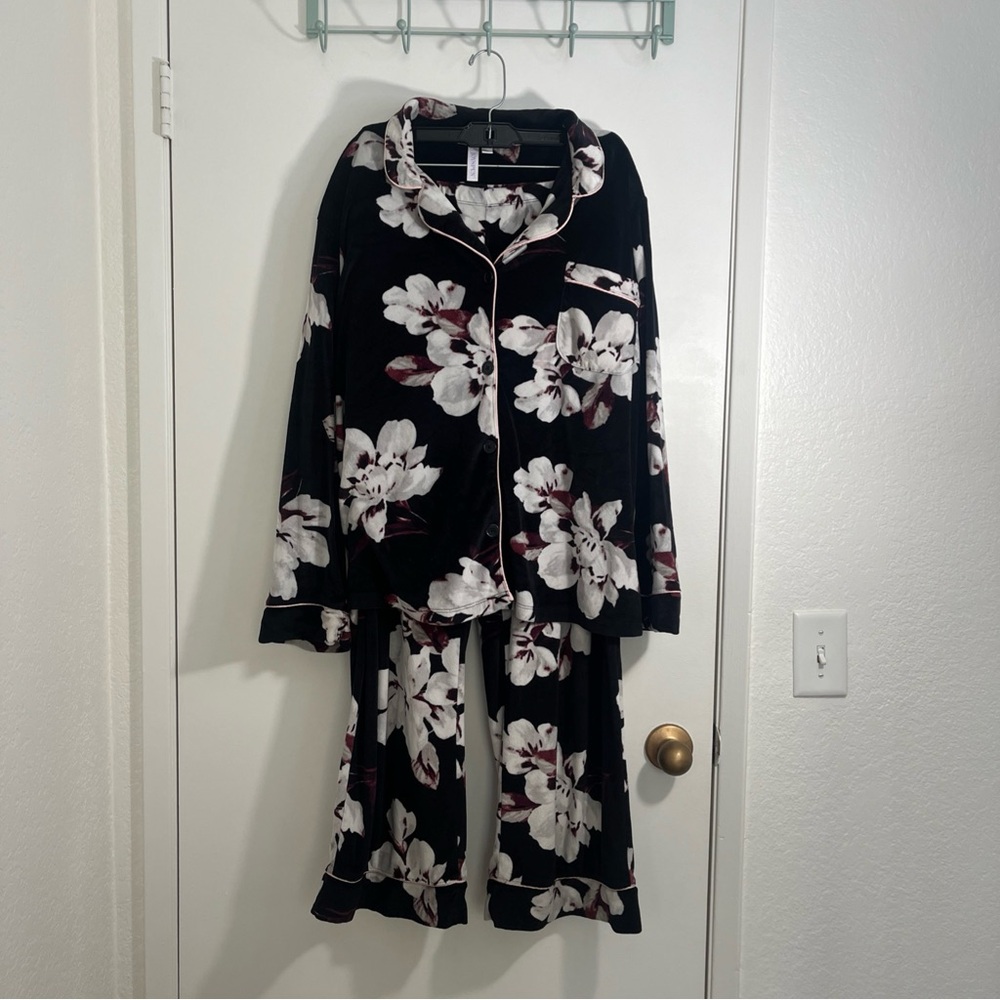 Joyspun XL Floral Black and White Pajama Set Pant Pockets Soft Cozy
